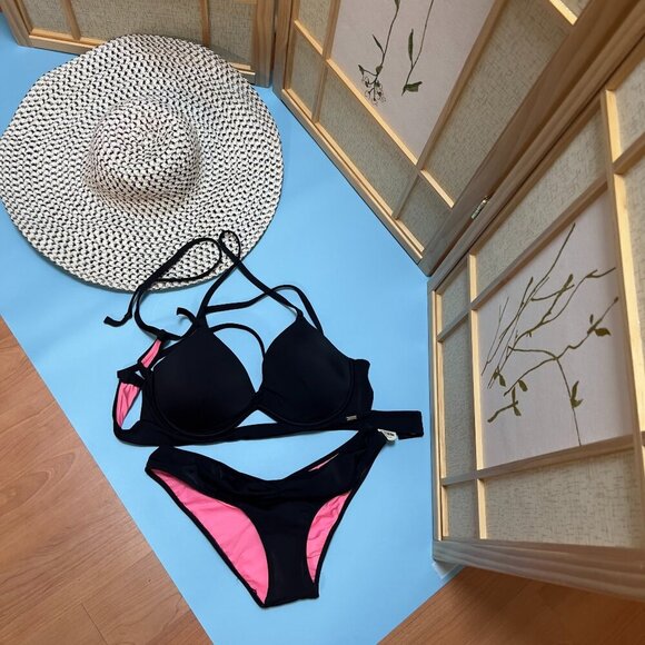 Victoria Secret Black/Pink Push Up Swimsuit Bikini Set 36C/M NEW - Picture 1 of 5